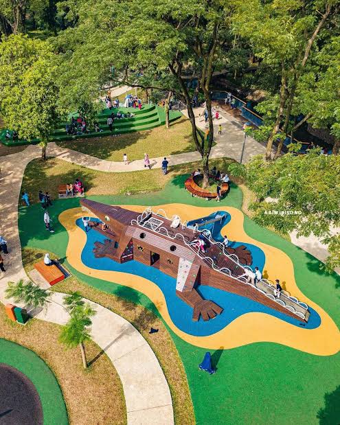 Taman Bermain Anak & Jogging Track